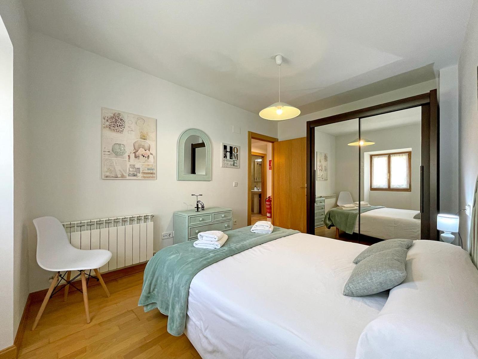 Apartamentos Puente la Reina Zewnętrze zdjęcie